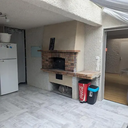 La Caselle Du Causse Apartamento *